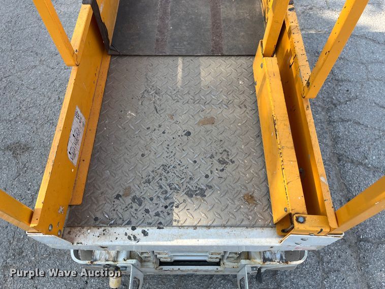 image for item EN5512 Hy-Brid ZT-1630 scissor lift