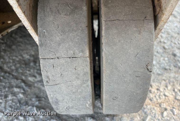 image for item EN5512 Hy-Brid ZT-1630 scissor lift