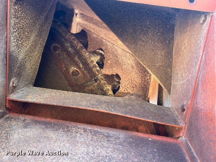 image for item EN5513 Ditch Witch R100 Diesel rock saw