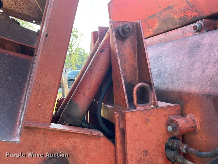 image for item EN5513 Ditch Witch R100 Diesel rock saw