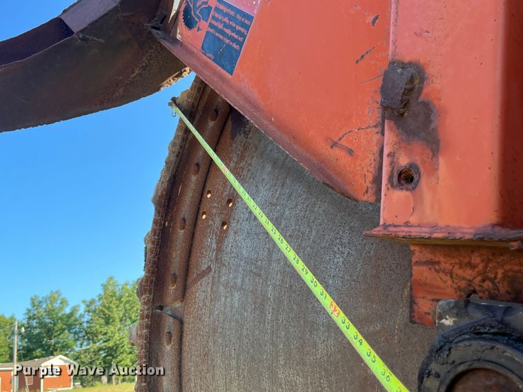 image for item EN5513 Ditch Witch R100 Diesel rock saw