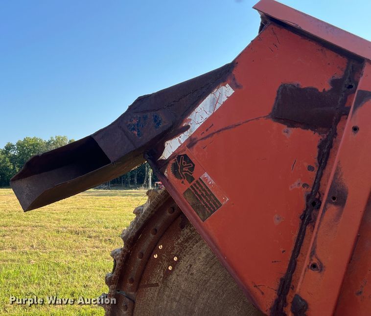 image for item EN5513 Ditch Witch R100 Diesel rock saw