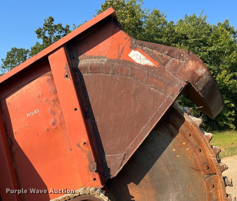 image for item EN5513 Ditch Witch R100 Diesel rock saw