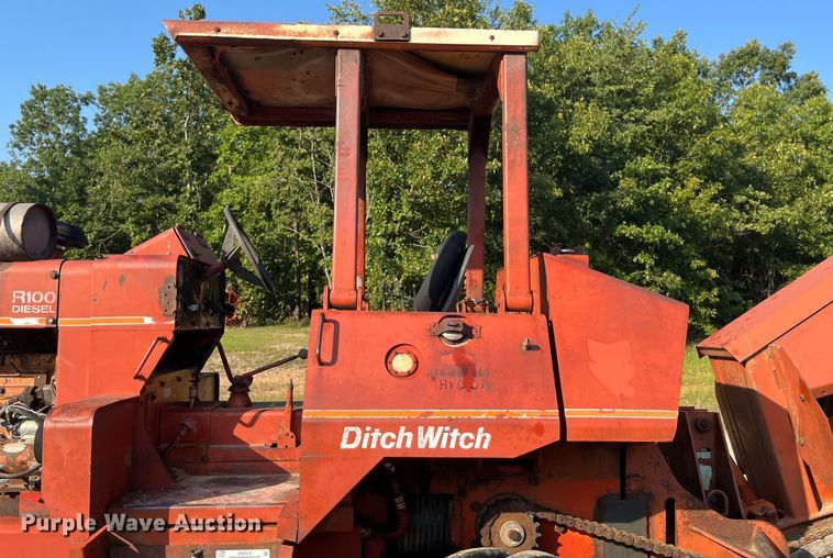 image for item EN5513 Ditch Witch R100 Diesel rock saw