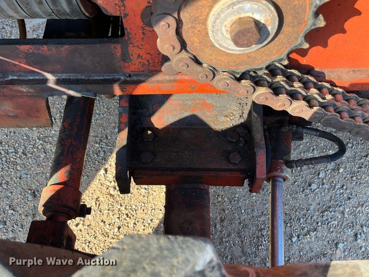 image for item EN5513 Ditch Witch R100 Diesel rock saw