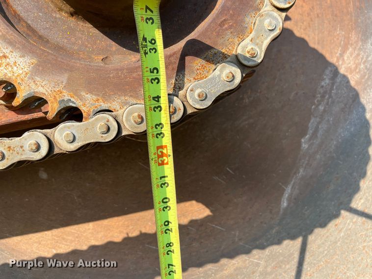 image for item EN5513 Ditch Witch R100 Diesel rock saw