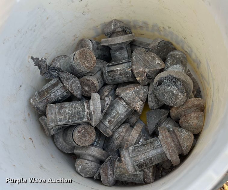 image for item EN5513 Ditch Witch R100 Diesel rock saw