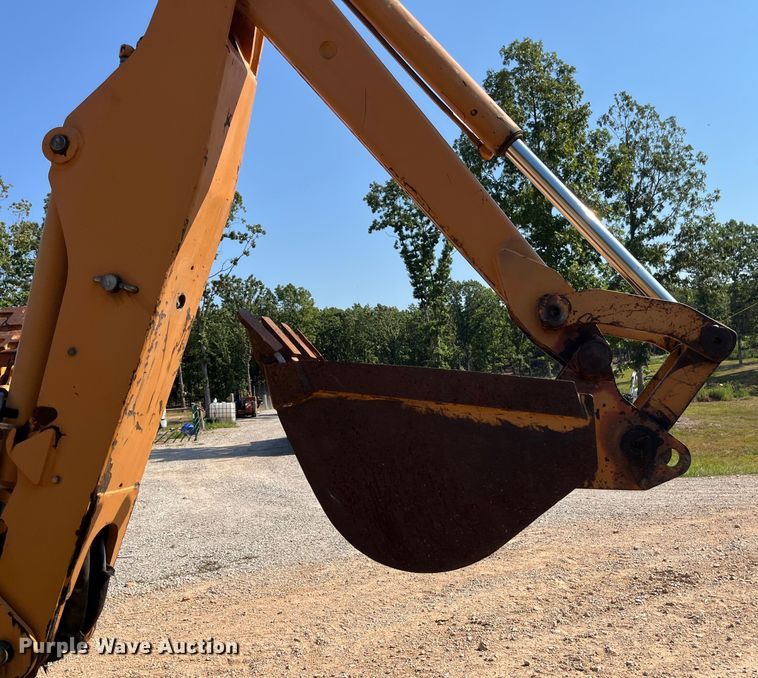 image for item EN5514 2005 Astec RT960 vibratory cable plow