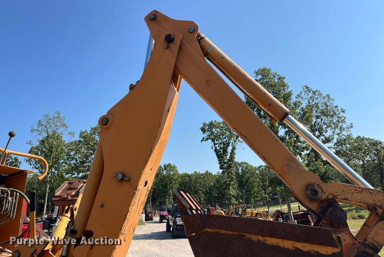 image for item EN5514 2005 Astec RT960 vibratory cable plow