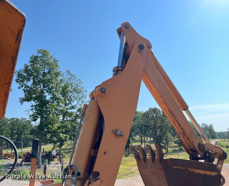 image for item EN5514 2005 Astec RT960 vibratory cable plow