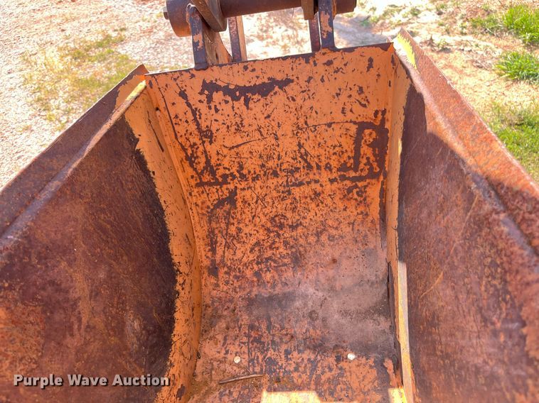 image for item EN5514 2005 Astec RT960 vibratory cable plow