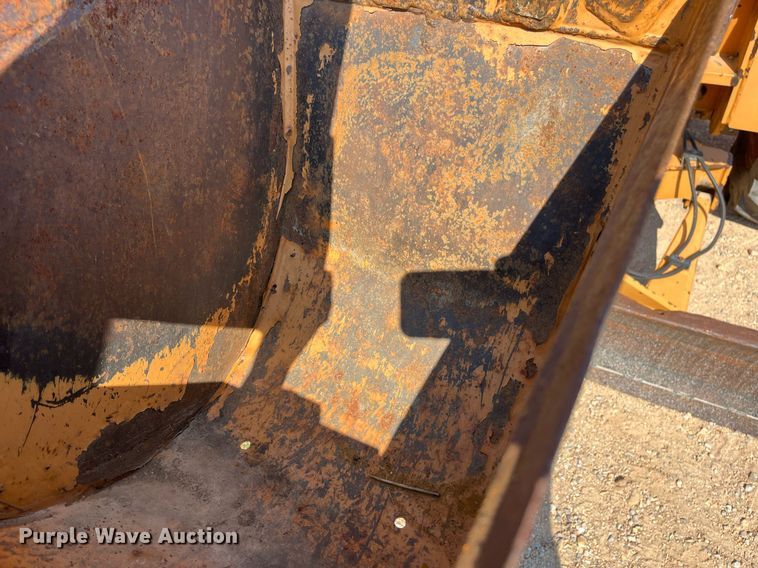 image for item EN5514 2005 Astec RT960 vibratory cable plow