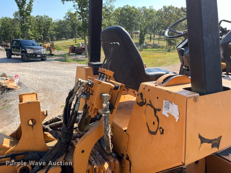 image for item EN5514 2005 Astec RT960 vibratory cable plow