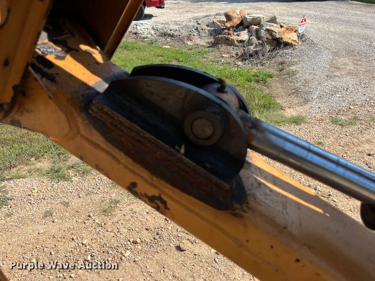 image for item EN5514 2005 Astec RT960 vibratory cable plow