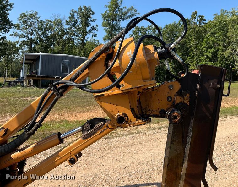 image for item EN5514 2005 Astec RT960 vibratory cable plow