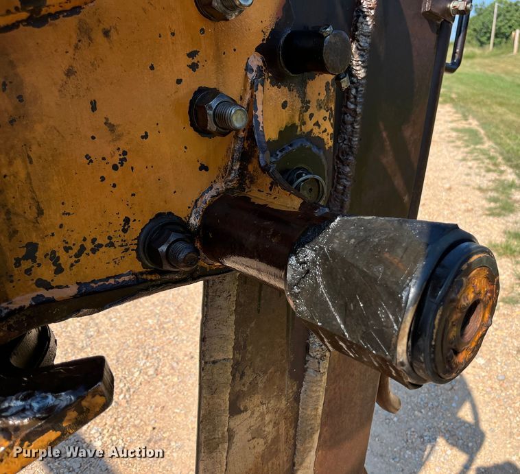 image for item EN5514 2005 Astec RT960 vibratory cable plow