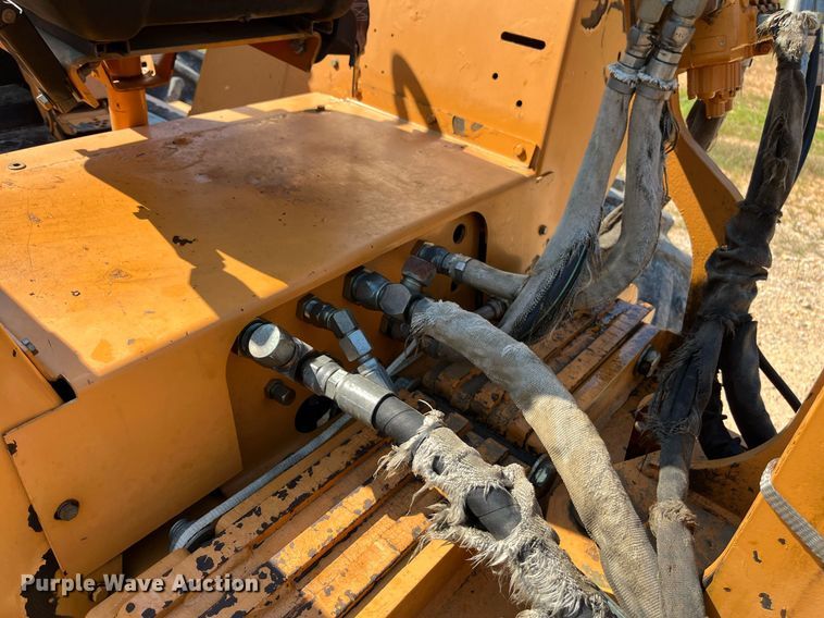 image for item EN5514 2005 Astec RT960 vibratory cable plow