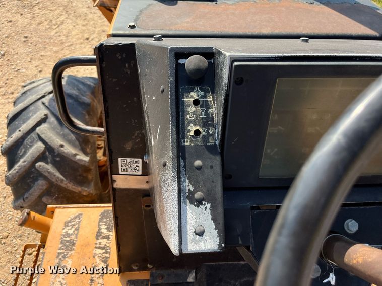 image for item EN5514 2005 Astec RT960 vibratory cable plow