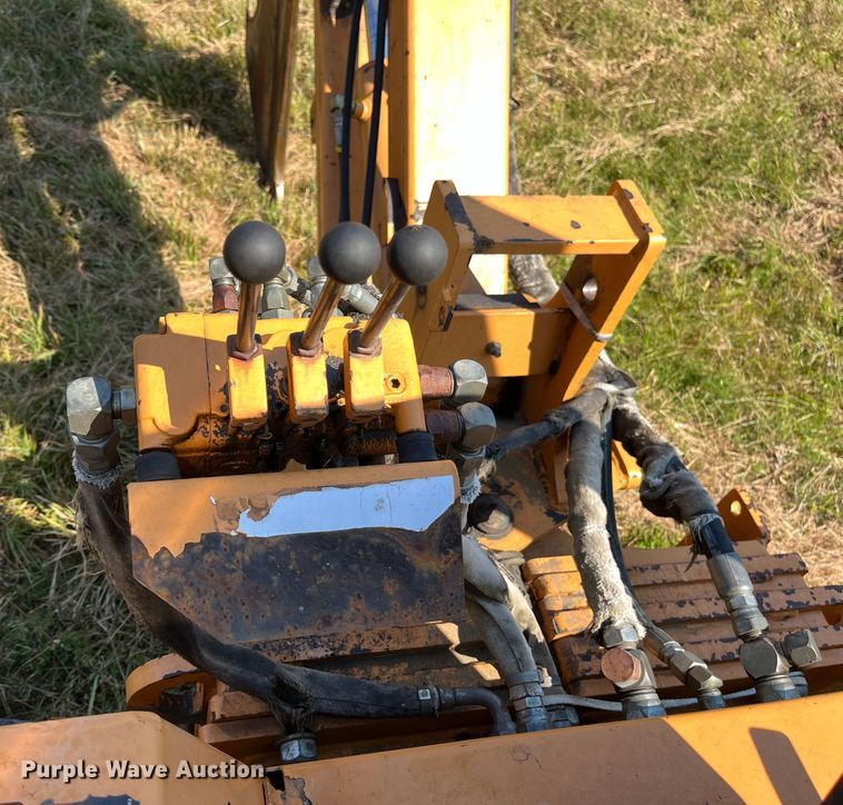 image for item EN5514 2005 Astec RT960 vibratory cable plow