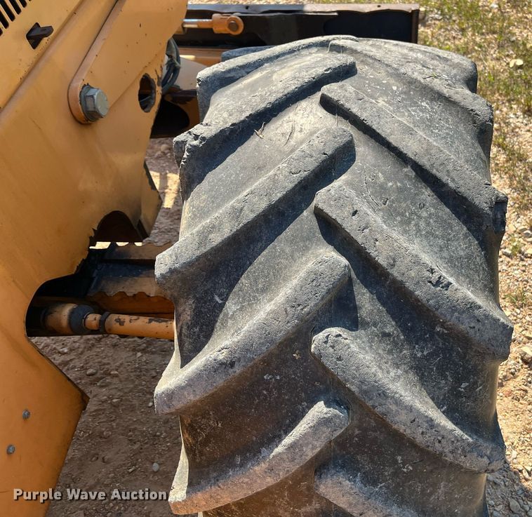 image for item EN5514 2005 Astec RT960 vibratory cable plow