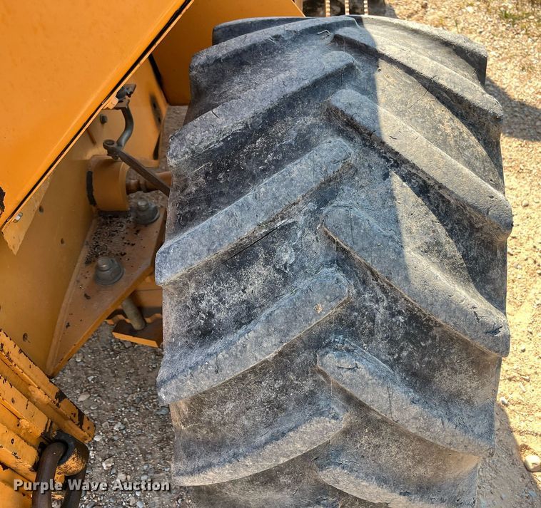 image for item EN5514 2005 Astec RT960 vibratory cable plow