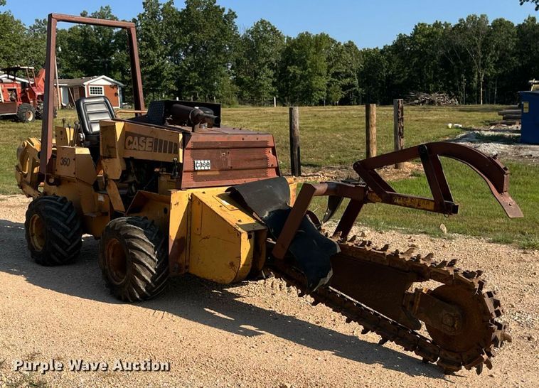 image for item EN5515 1992 Case 360 trencher