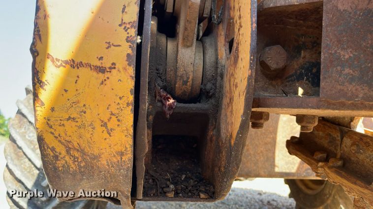 image for item EN5515 1992 Case 360 trencher