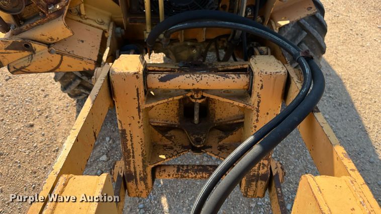 image for item EN5515 1992 Case 360 trencher