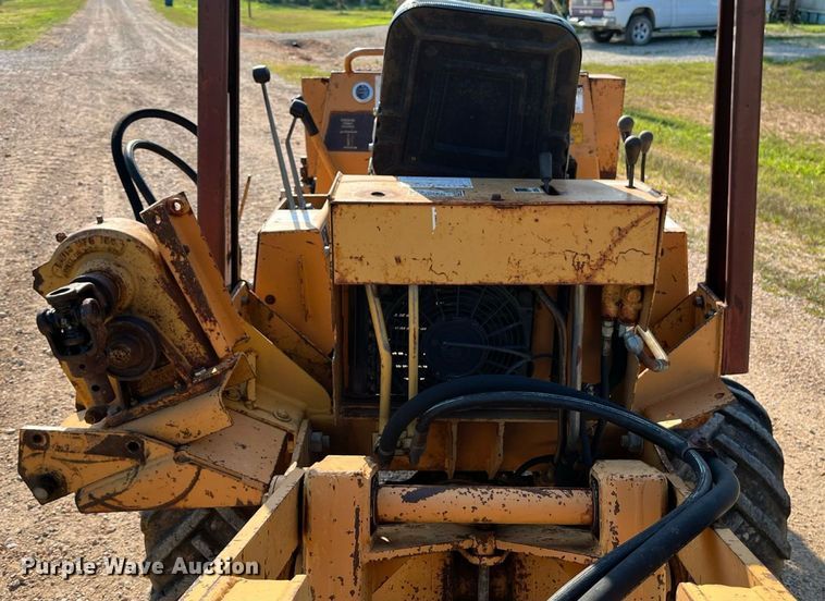 image for item EN5515 1992 Case 360 trencher