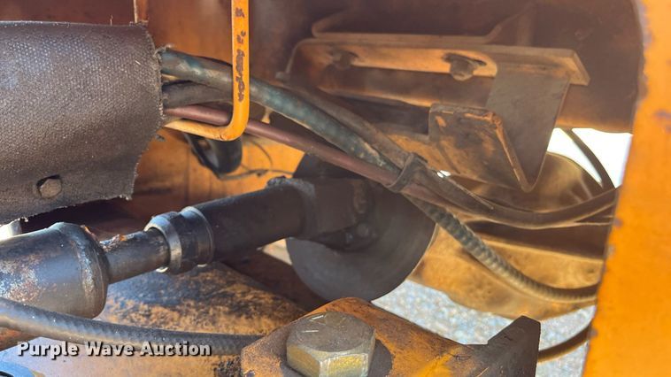 image for item EN5515 1992 Case 360 trencher