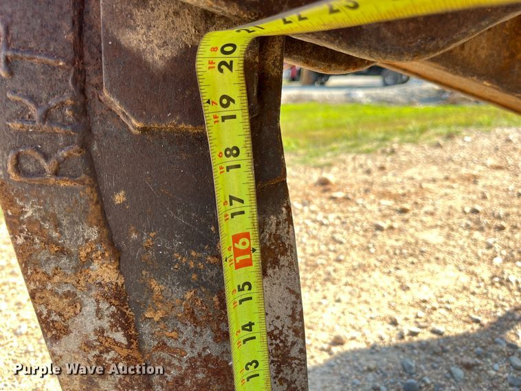 image for item EN5515 1992 Case 360 trencher