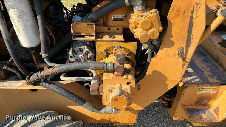 image for item EN5515 1992 Case 360 trencher