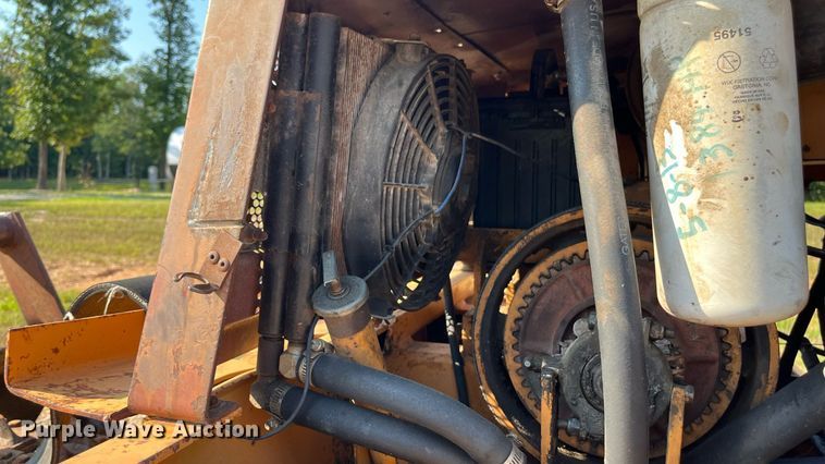 image for item EN5515 1992 Case 360 trencher