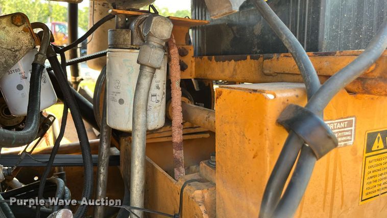 image for item EN5515 1992 Case 360 trencher