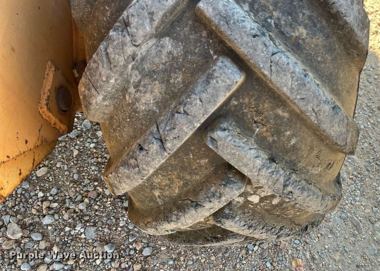 image for item EN5515 1992 Case 360 trencher