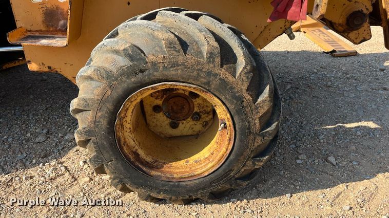 image for item EN5515 1992 Case 360 trencher