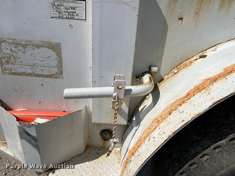 image for item EN5517 1987 Eaton reel trailer