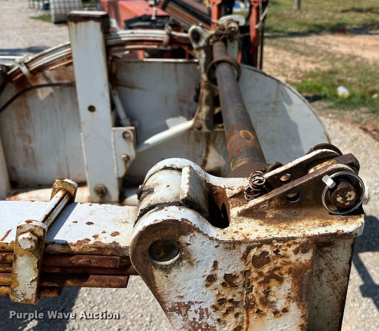 image for item EN5517 1987 Eaton reel trailer