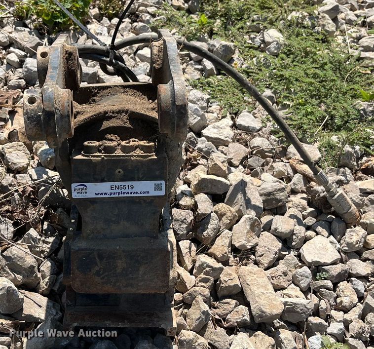 image for item EN5519 Helac  excavator tilt coupler