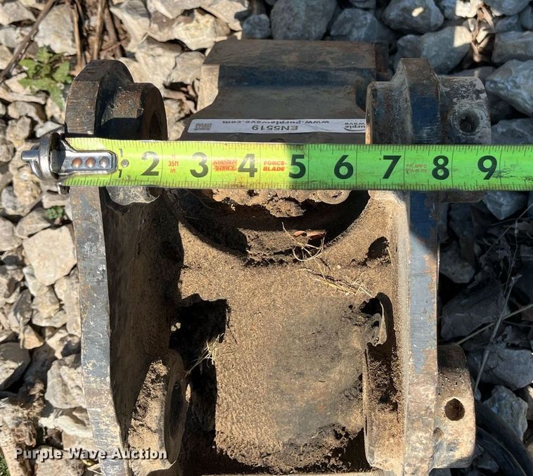 image for item EN5519 Helac  excavator tilt coupler