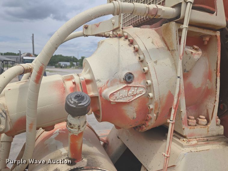 image for item EN8198 1998 Mack RD690S ready mix truck