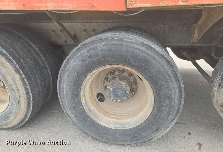 image for item EN8198 1998 Mack RD690S ready mix truck