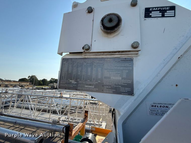 image for item EN8253 2011 International Durastar digger derrick truck