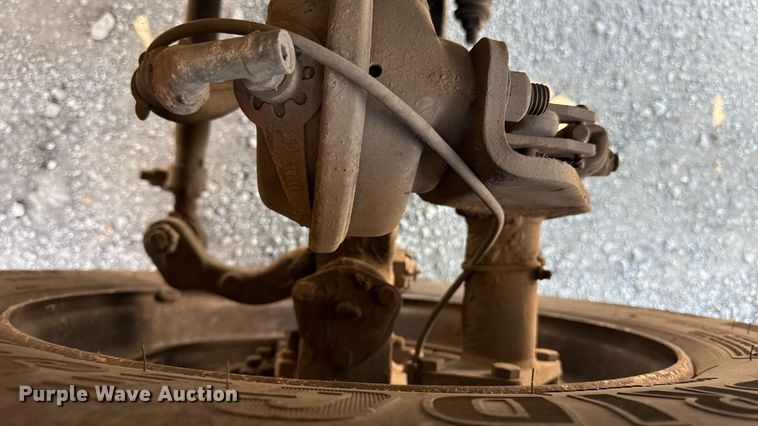 image for item EN8253 2011 International Durastar digger derrick truck