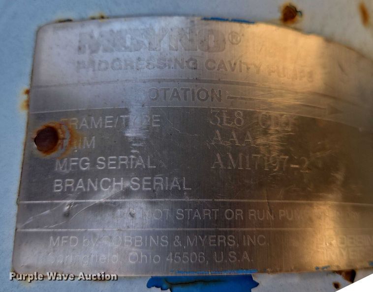 image for item EN8295 1991 Ford F700 drilling rig truck