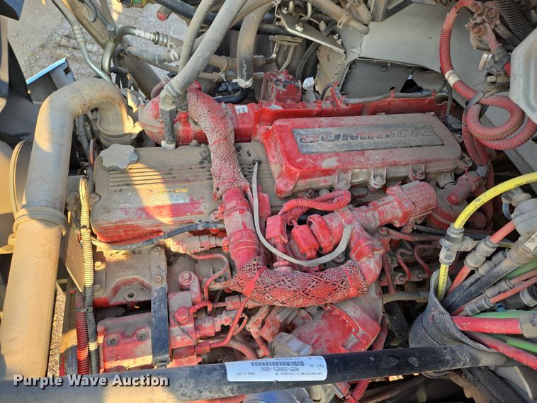 image for item EN8336 2014 Freightliner 108SD box truck