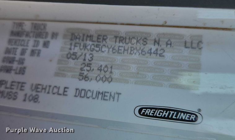 image for item EN8336 2014 Freightliner 108SD box truck