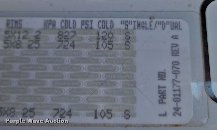 image for item EN8336 2014 Freightliner 108SD box truck