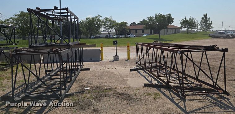 image for item EN8342 (3) crane boom extensions