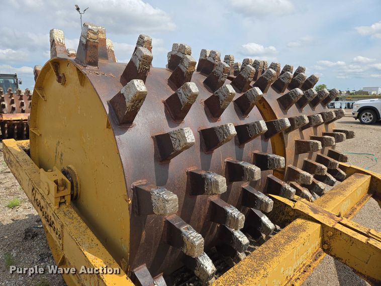 image for item EN8454 Ferguson double drum wedge foot roller